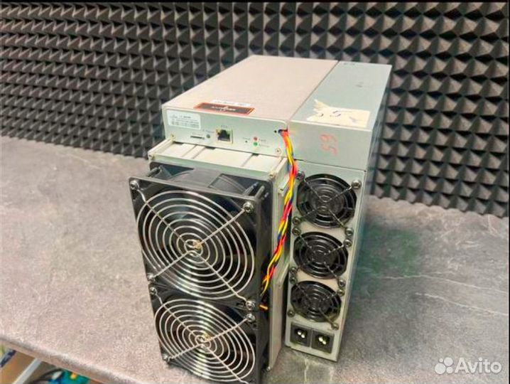 Asic antminer l7 8800m б/у состояние отл