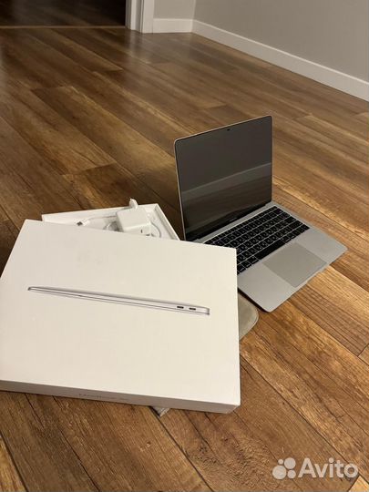 Macbook air m1