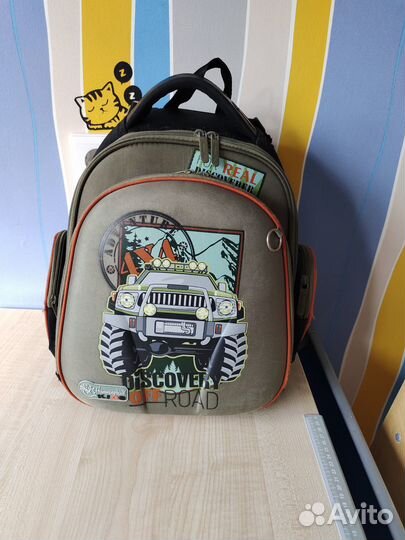 Школьный рюкзак Hummingbird