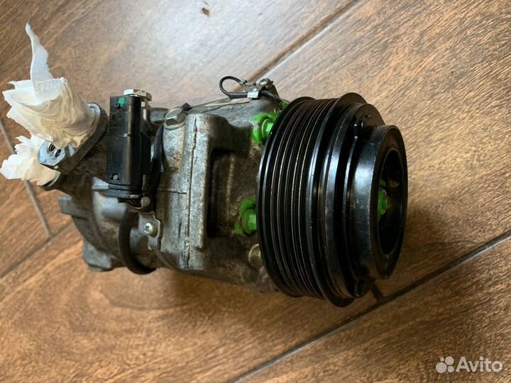 Компрессор кондиционера Mercedes Benz W205 2.2