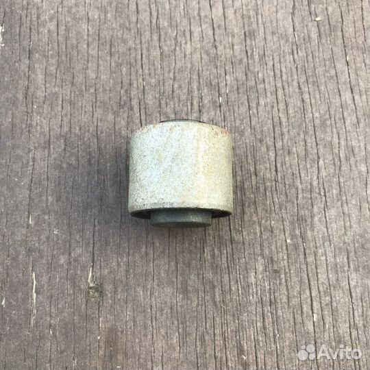 Cайлентблок задней подвески Ford Mondeo 93