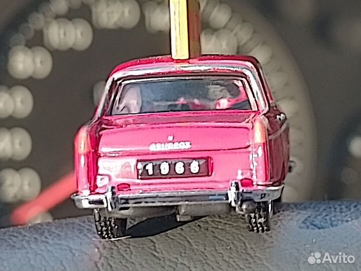 Peugeot 404 circus для ж.д. piko roco масштаб 1:87