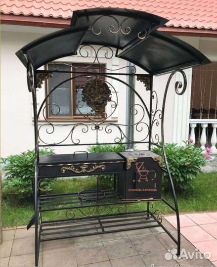 Мангал с крышей лофт