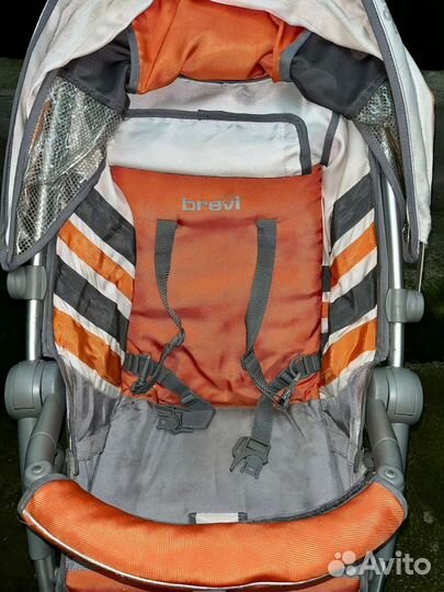 Прогулочная коляска