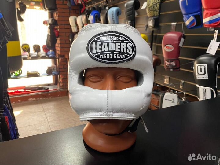 Шлем боксерский с бампером Leaders