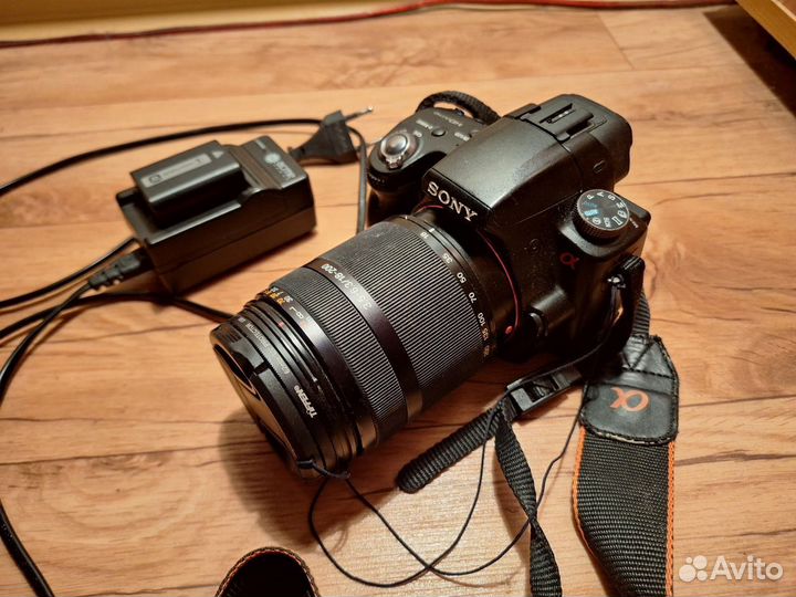 Sony SLT-A33 + Sony DT18-200 mm / 3.5-6.3 SAL18200