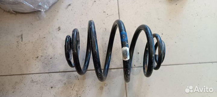 Пружина задняя Daewoo Nexia (1994 - 2002)