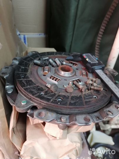 Маховик ваз 2114