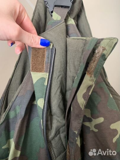 Камуфляжный комбинезон