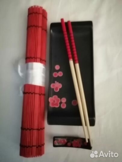 Набор посуды для суши и роллов