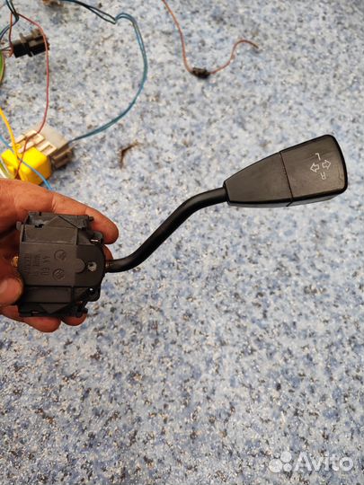 Переключатель поворотов BMW 5 E34