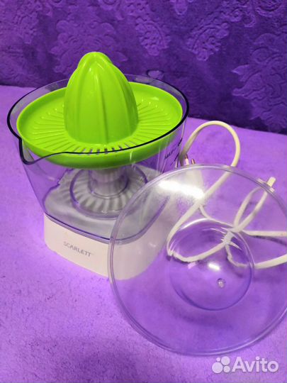 Соковыжималка Scarlett SC-JE50C05