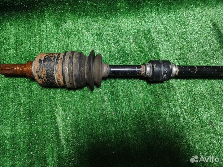 Привод правый под АКПП Nissan Sunny N16