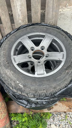 Accelera 651 2.25/4.5 R4