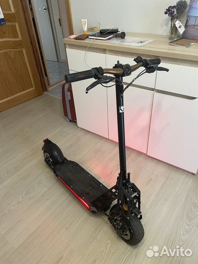 Электросамокат white siberia