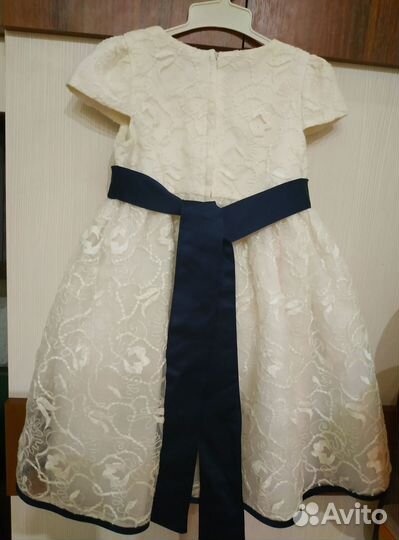 Нарядные платья для девочки 4-6 лет