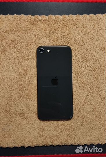 iPhone SE (2020), 128 ГБ