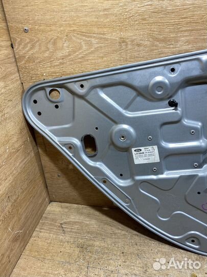 Стеклоподъемник задний левый Ford Focus 2 C139