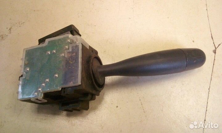 Переключатель подрулевой стеклоочистителей