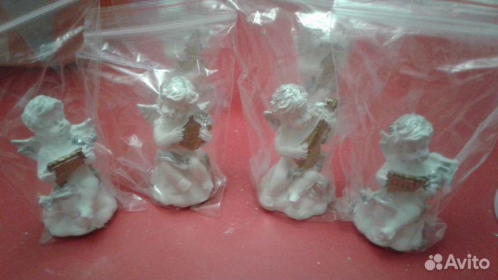 Статуэтки, фигурки, медальоны: ангелы, животные