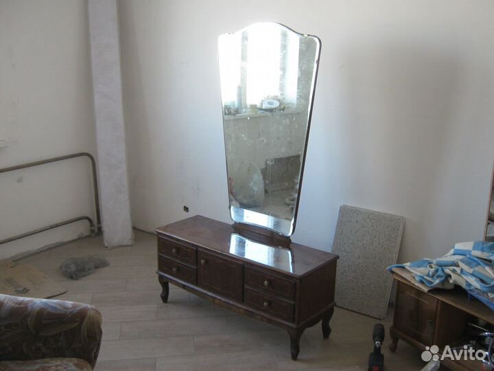 Зеркало с тумбой (Трюмо, винтаж, Венгрия 60-70х)