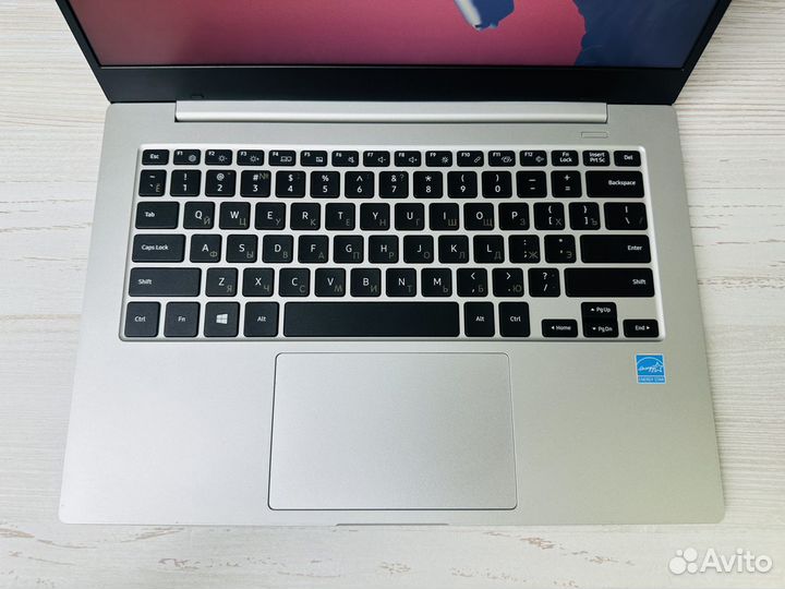 Samsung Galaxy Book Go