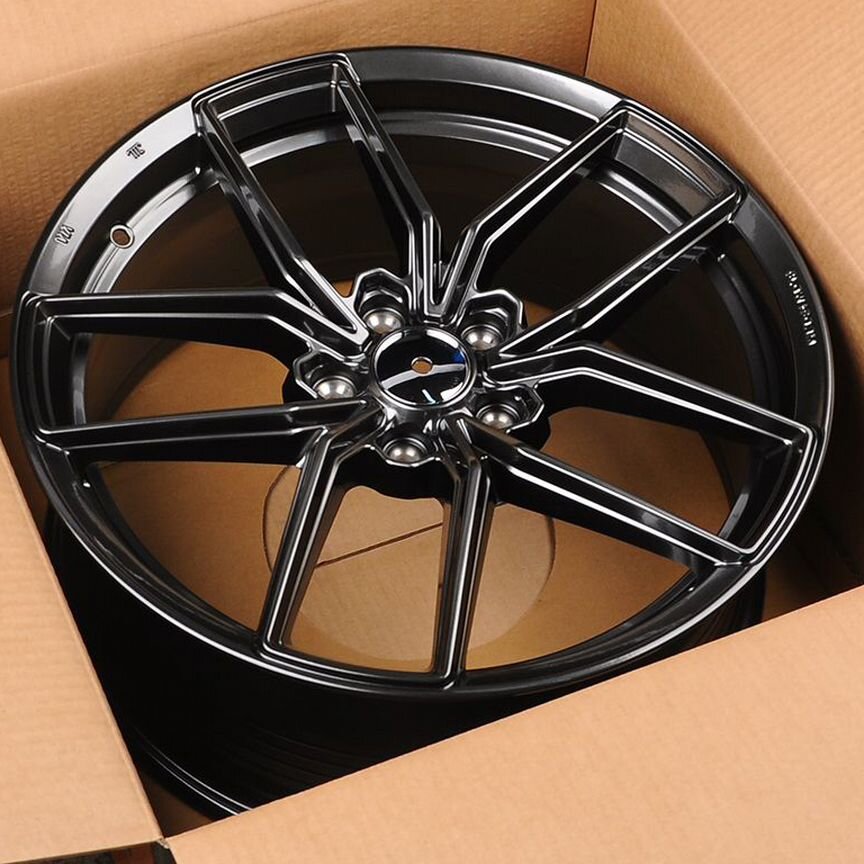 Диски на Exeed TXL, Exeed VX, KoKo Kuture FF138 8.5x19/5x108 D65.1 ET42 HB литой