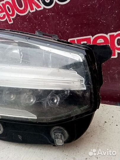 Фара передняя правая Volvo XC90 LA