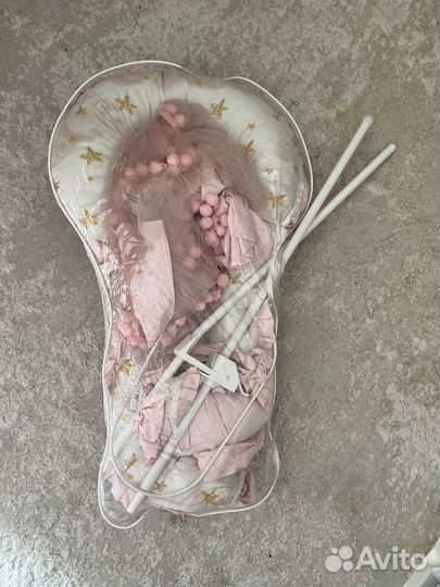 Набор в детскую кроватку кокон балдахин держатель