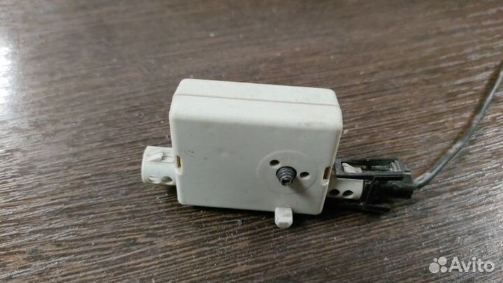 Заграждающий контур Bmw 528I F10 N20B20A 2013