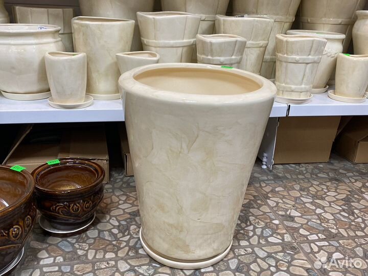 Горшки керамические и пластиковые