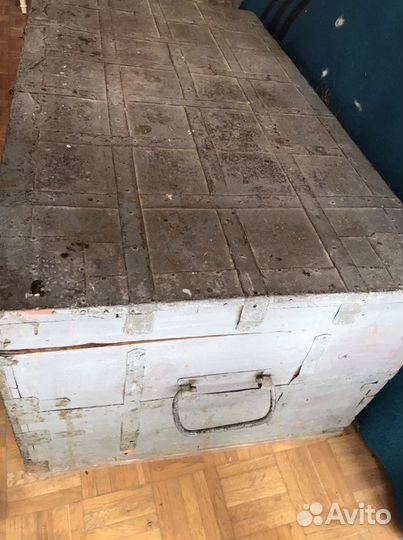 Сундук деревянный старинный