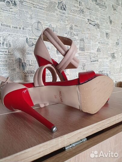 Туфли женские 36 размер на каблуке