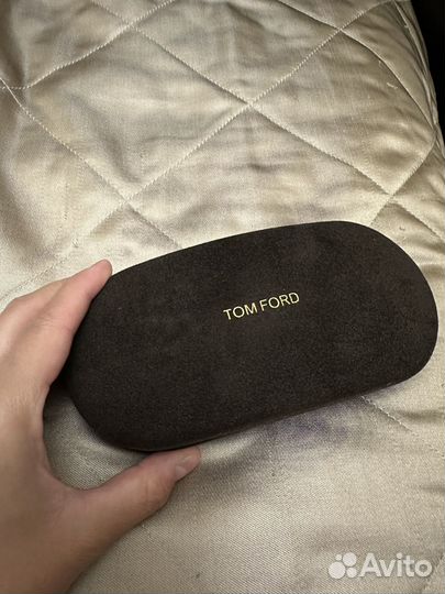 Солнцезащитные очки tom ford