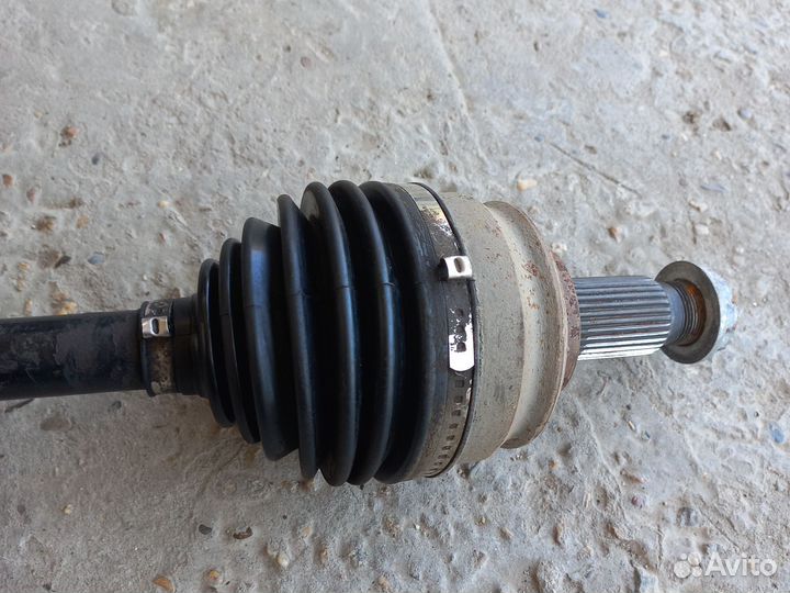 Привод передний правый Bmw X5 E53 M54B30