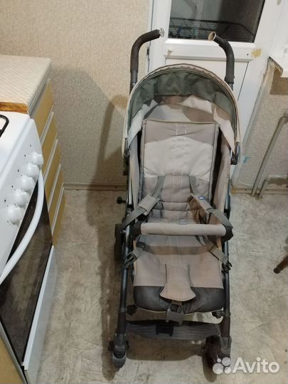Прогулочная коляска трость chicco