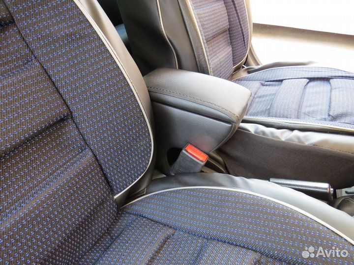 Подлокотник для LADA kalina 2004 - 2013 с магнитом