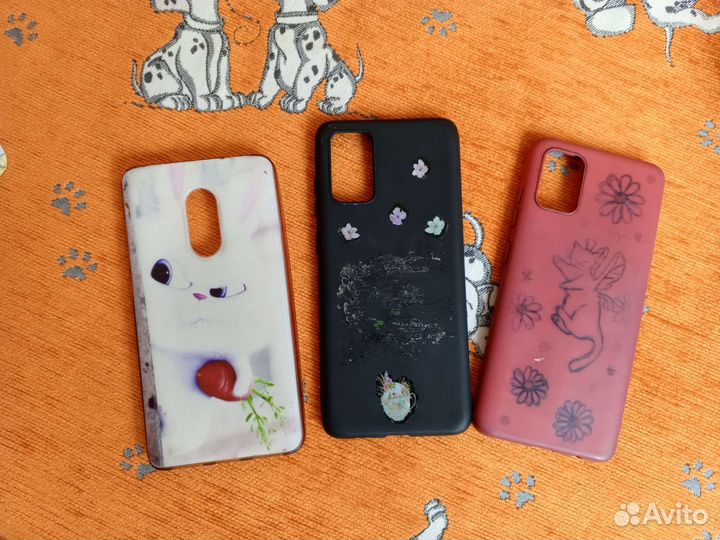 Чехлы на телефон