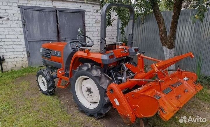 Мини-трактор Kubota GT21, 2011