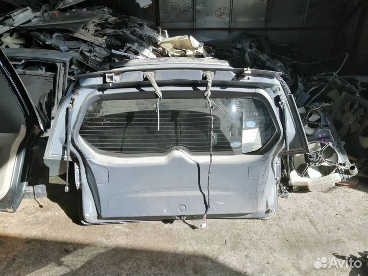 Дверь багажника Mitsubishi Outlander CW5W