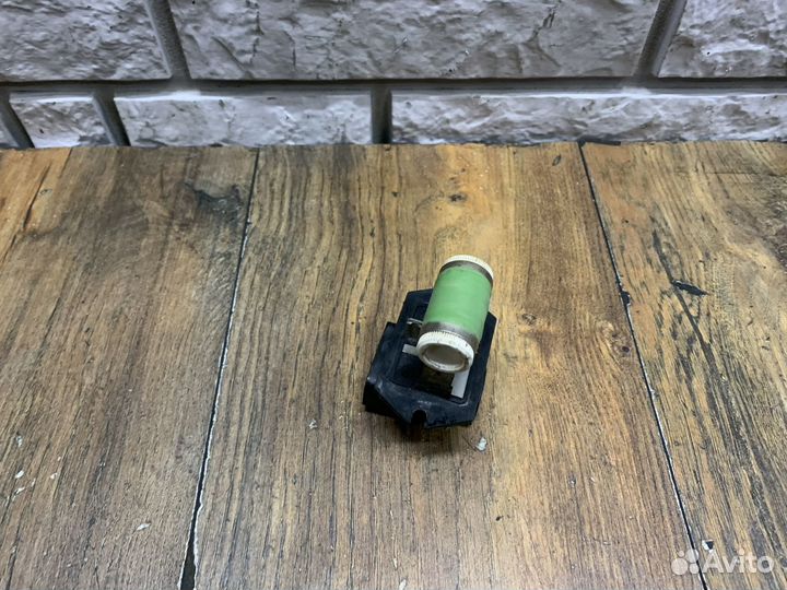 Kia Optima IV Резистор отопителя