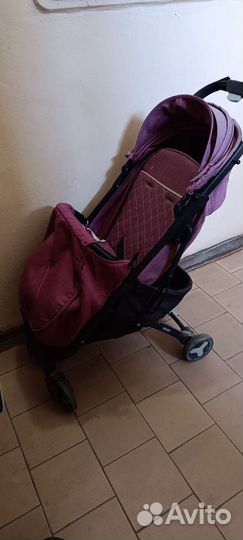 Прогулочная коляска yoya