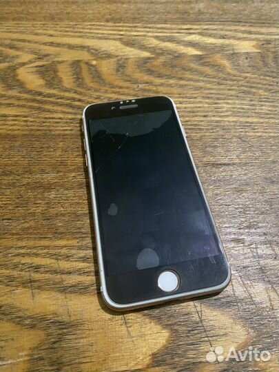 iPhone 7, 32 ГБ