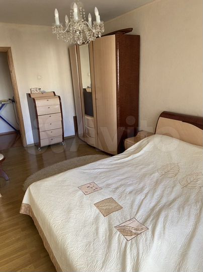 4-к. квартира, 120 м², 3/7 эт.
