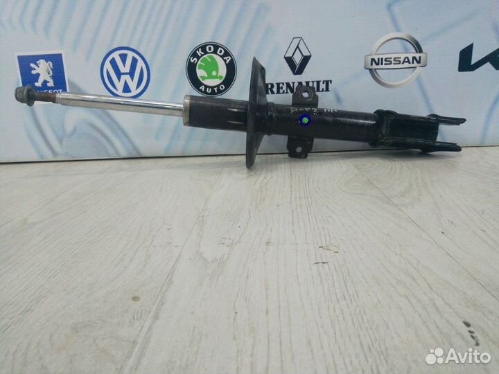 Амортизатор стойка перед Renault duster 2