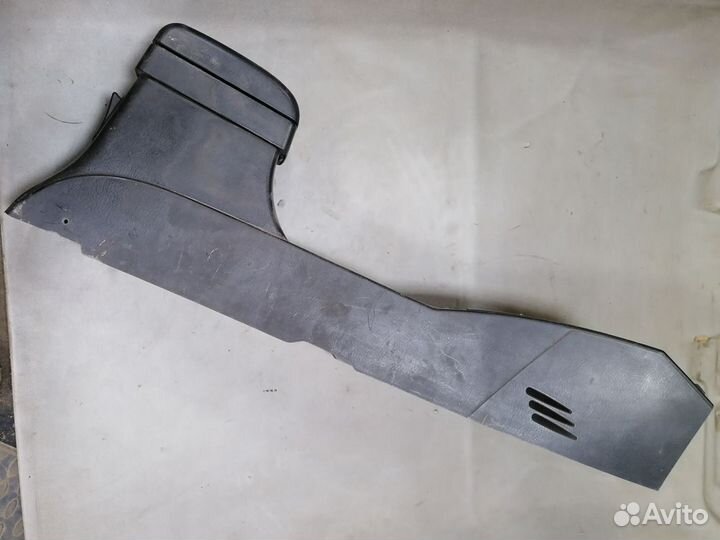 Консоль между сидениями Lifan Breez 2007-2014