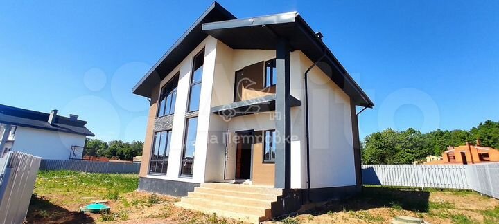 Коттедж 172 м² на участке 9 сот.