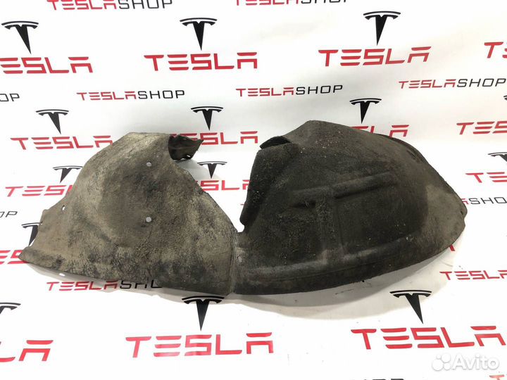 Подкрылок передний левый Tesla Model S