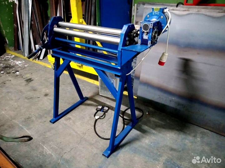 Вальцовочный станок-гибка металла от производителя