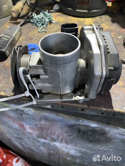 Дроссельная заслонка skoda octavia tour 1.6